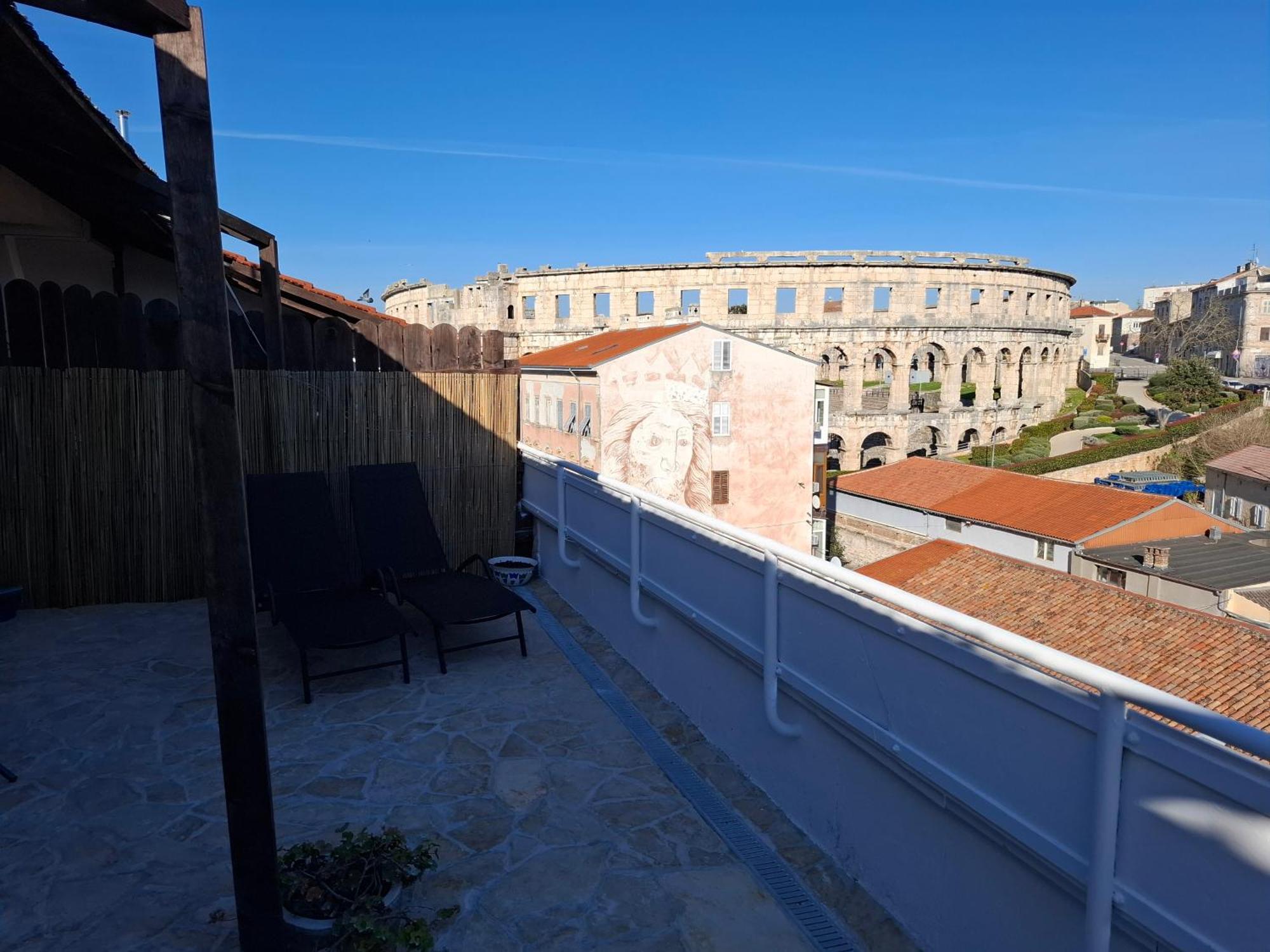 Terrace Dream View Over Amphitheatre Pula Exteriör bild